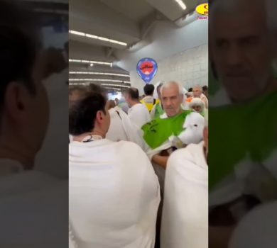 Video Thumbnail: Melontar jamrah di Mina badal haji 2025/1446H